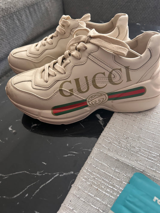 Gucci Logo Platform Sneakers Pre- Loved